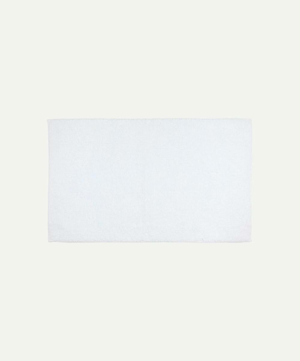 Straight Piped Bath Mat, White Bathroom Accessories